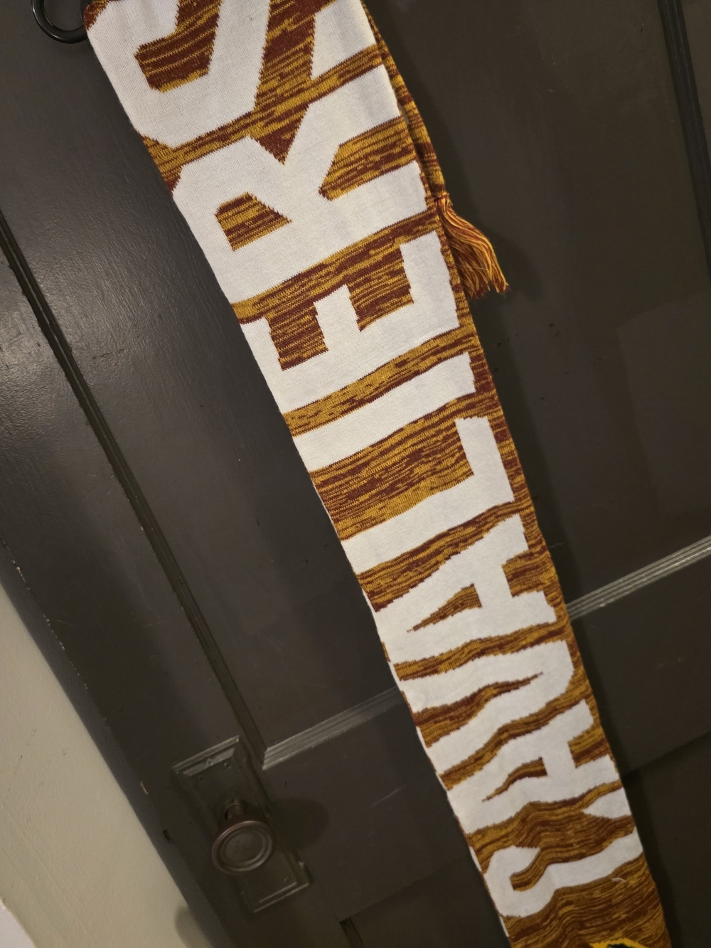 Cleveland Cavaliers NBA Team Scarf - Picture 3 of 3
